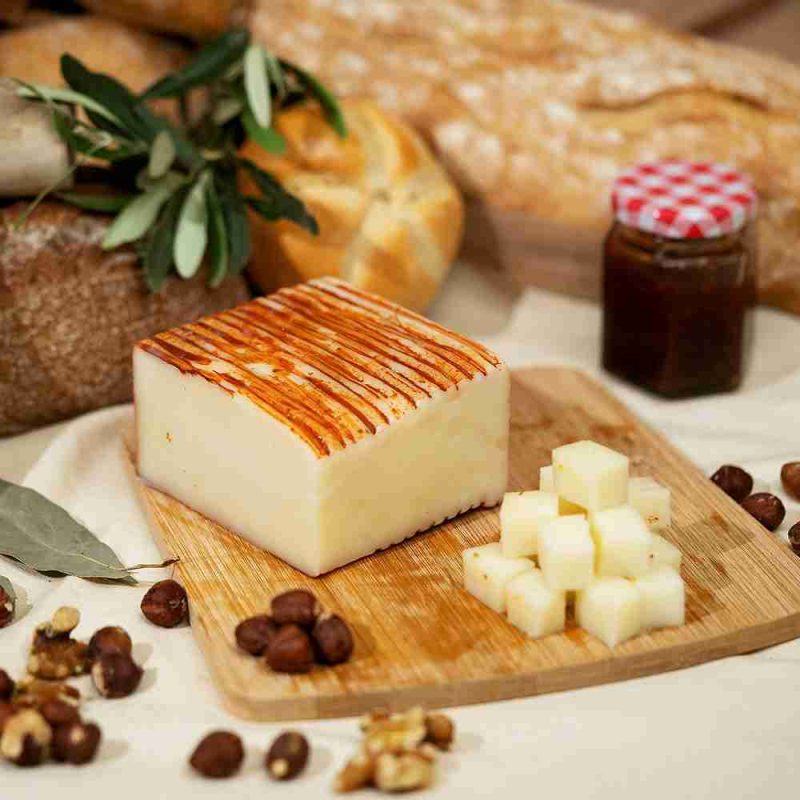 Queso Semi de Cabra Italiano Taleggio Rojo de Quesería La Abuela